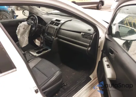 2012 Toyota Camry Se z USA, uszkodzony, nr VIN 4T1BF1FK4CU571988